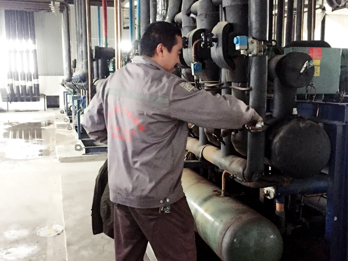 孝义市东兴酒店中央空调、换热器维保